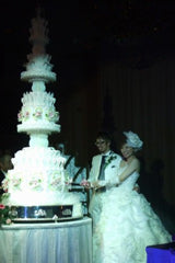 東京都 – T.S様 R.E様「踊る新郎新婦」