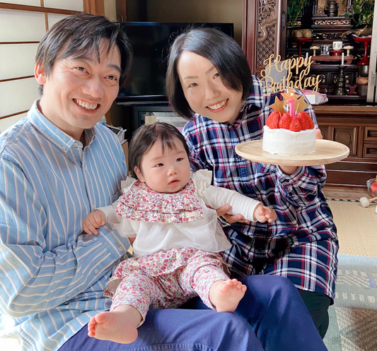 ムービーはママとパパの宝物だと伝えています