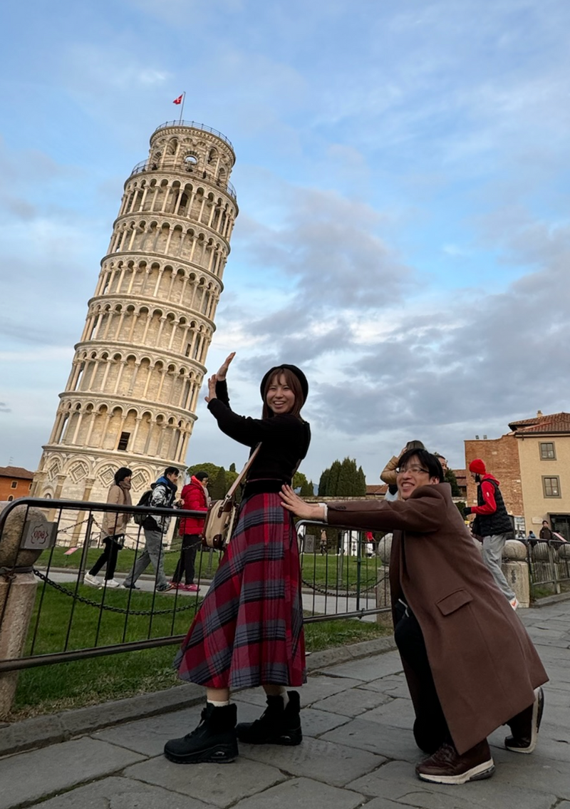 これから挙式する方達、ぜひ自由度の高い自分の好きなムービーをシネマチック様に作ってもらうとこれからの人生が豊かになると思います