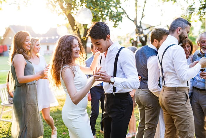 第１章　結婚式でプロフィールムービーを上映するのはなぜ？